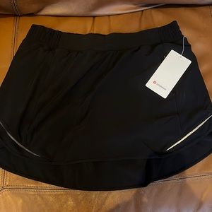 NWT Lululemon Hotty Hot Tennis Skirt
